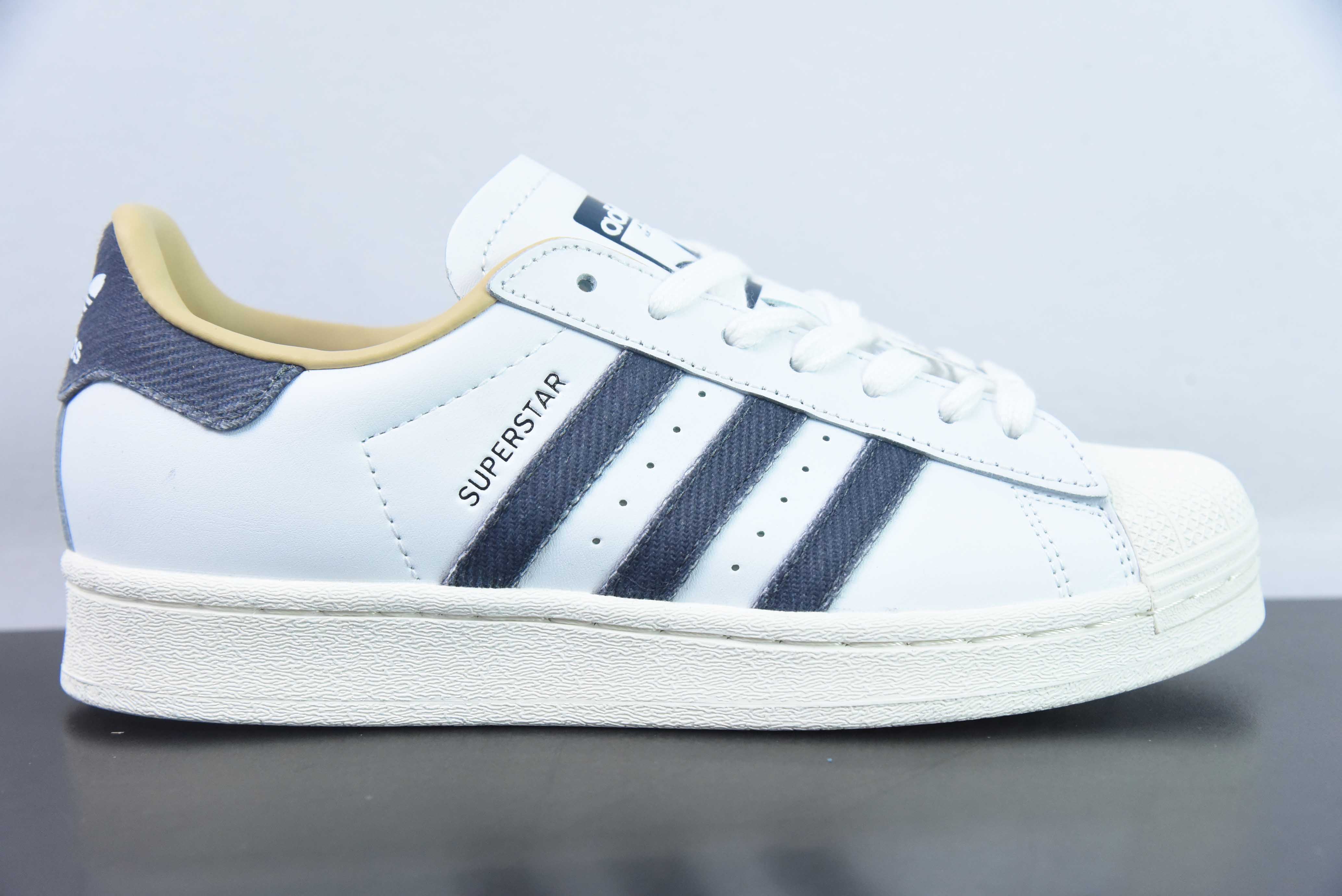 [Adidas Originals Series]