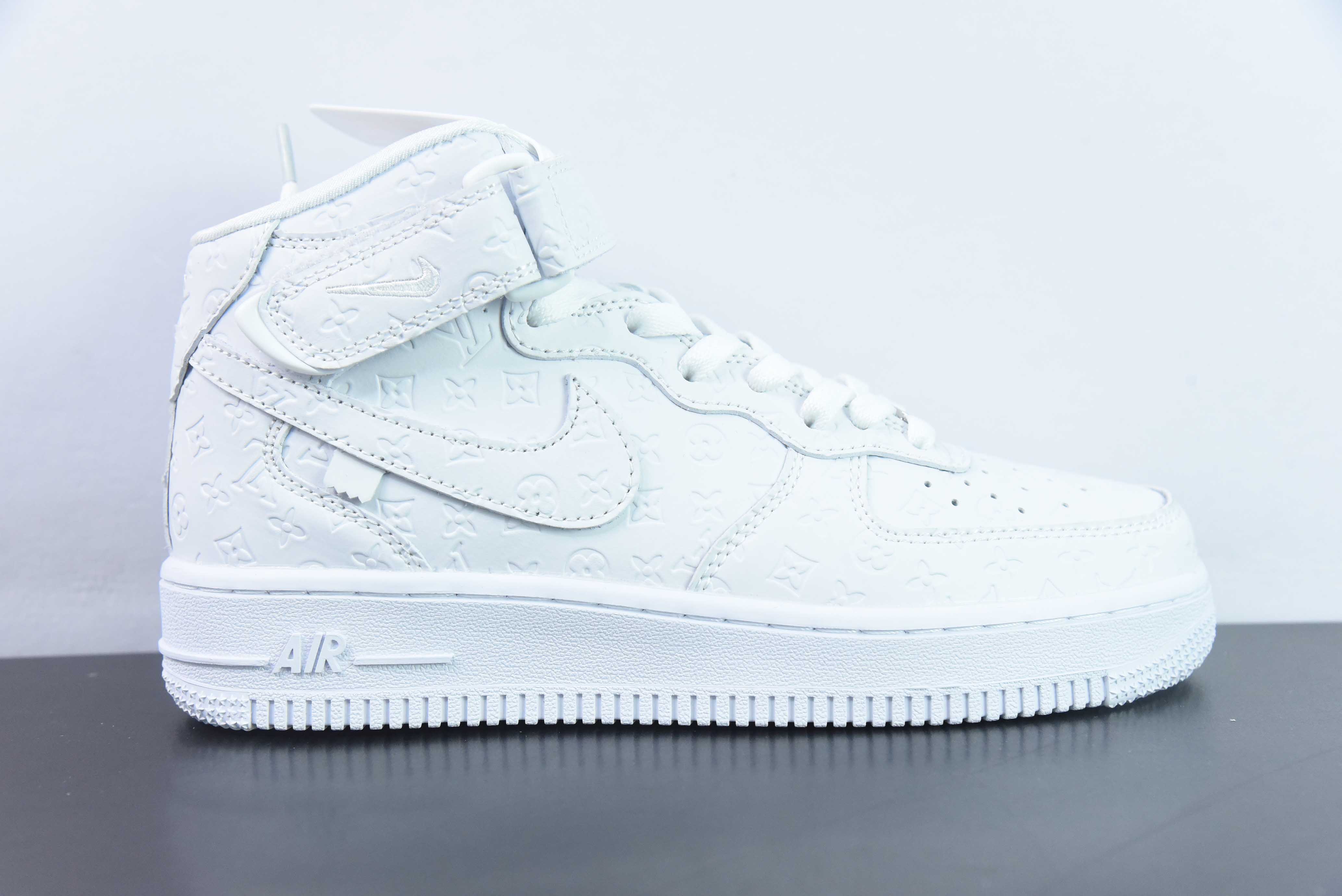 NAV35880943 ¡Venta limitada en el extranjero! Nike Air Force 1 '07 Low "Colaboración LV - Príncipe Azul", Air…