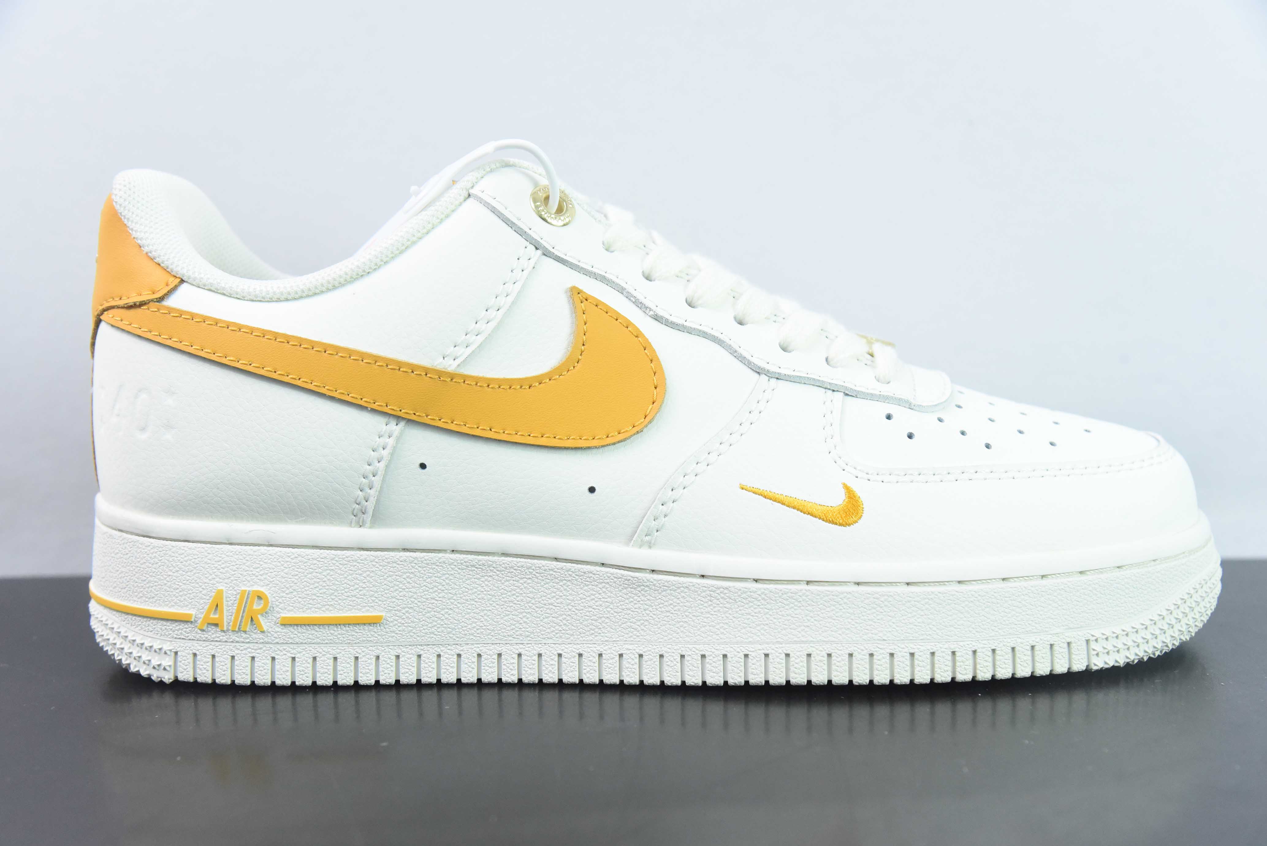 IAB75547331 ¡Venta limitada en el extranjero! NIke Air Force 1 '07 Low "edición conmemorativa del 40 aniversa…