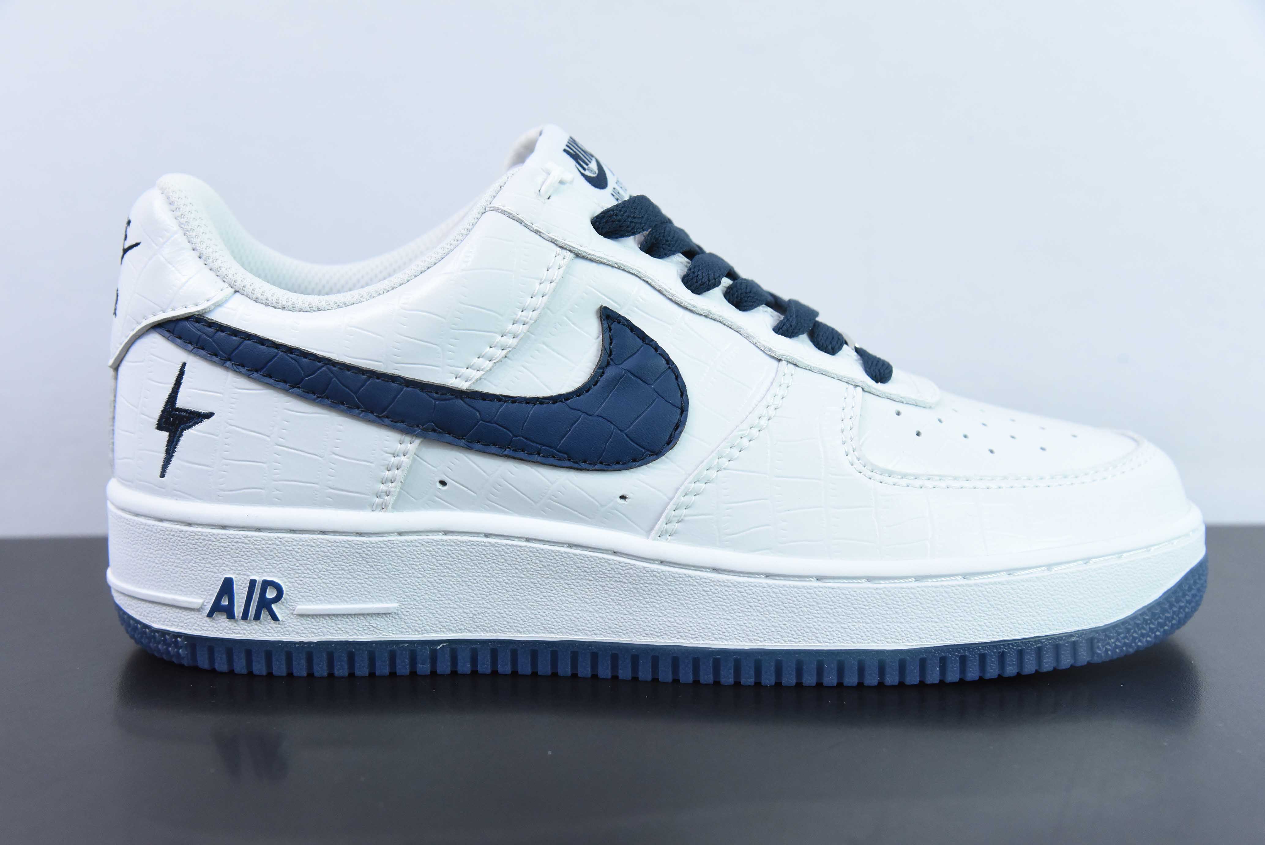 [Air Force Series]NkAirForce107Low"Ladainian Tomlinson" Lightning Team White