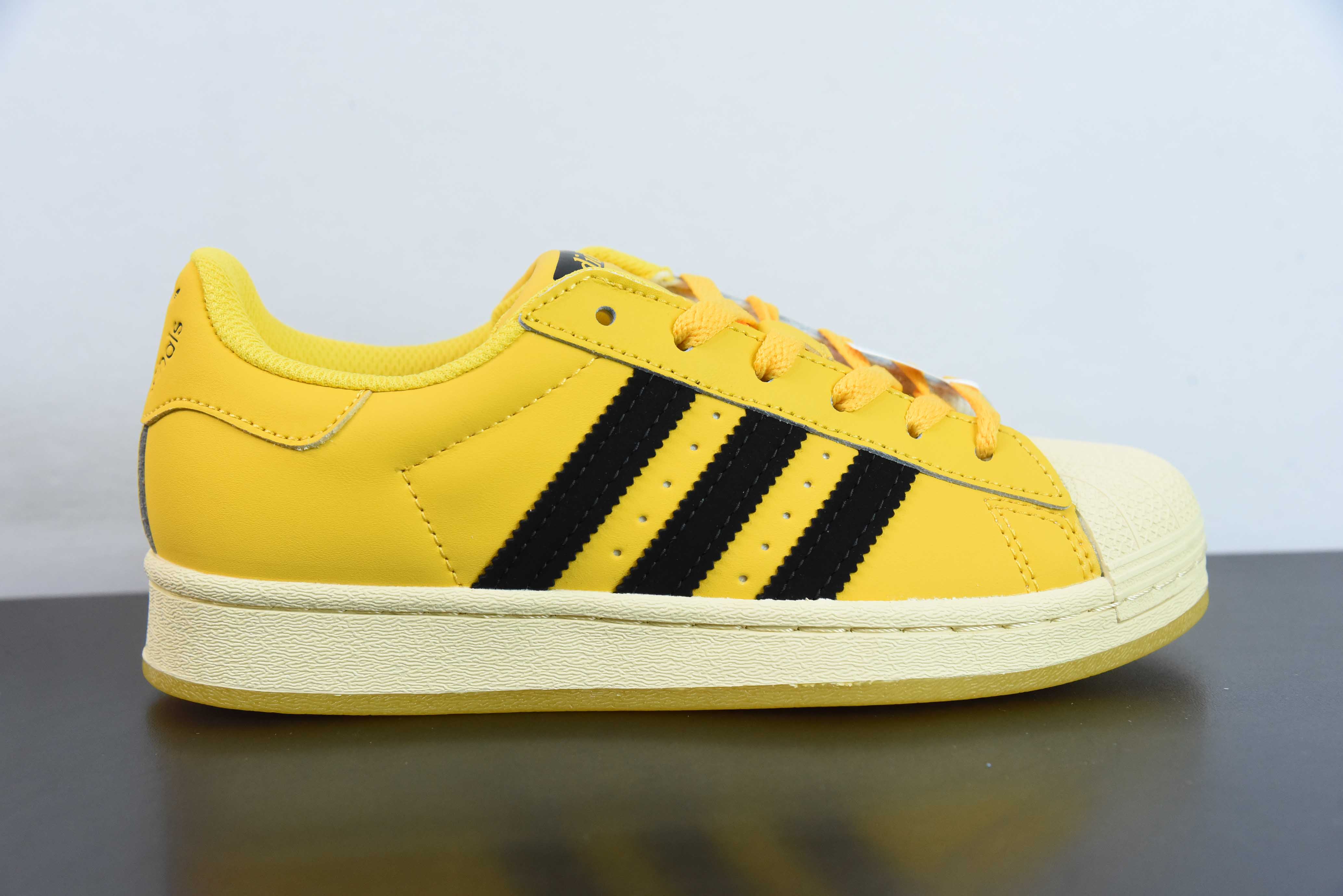[Adidas Originals Series]