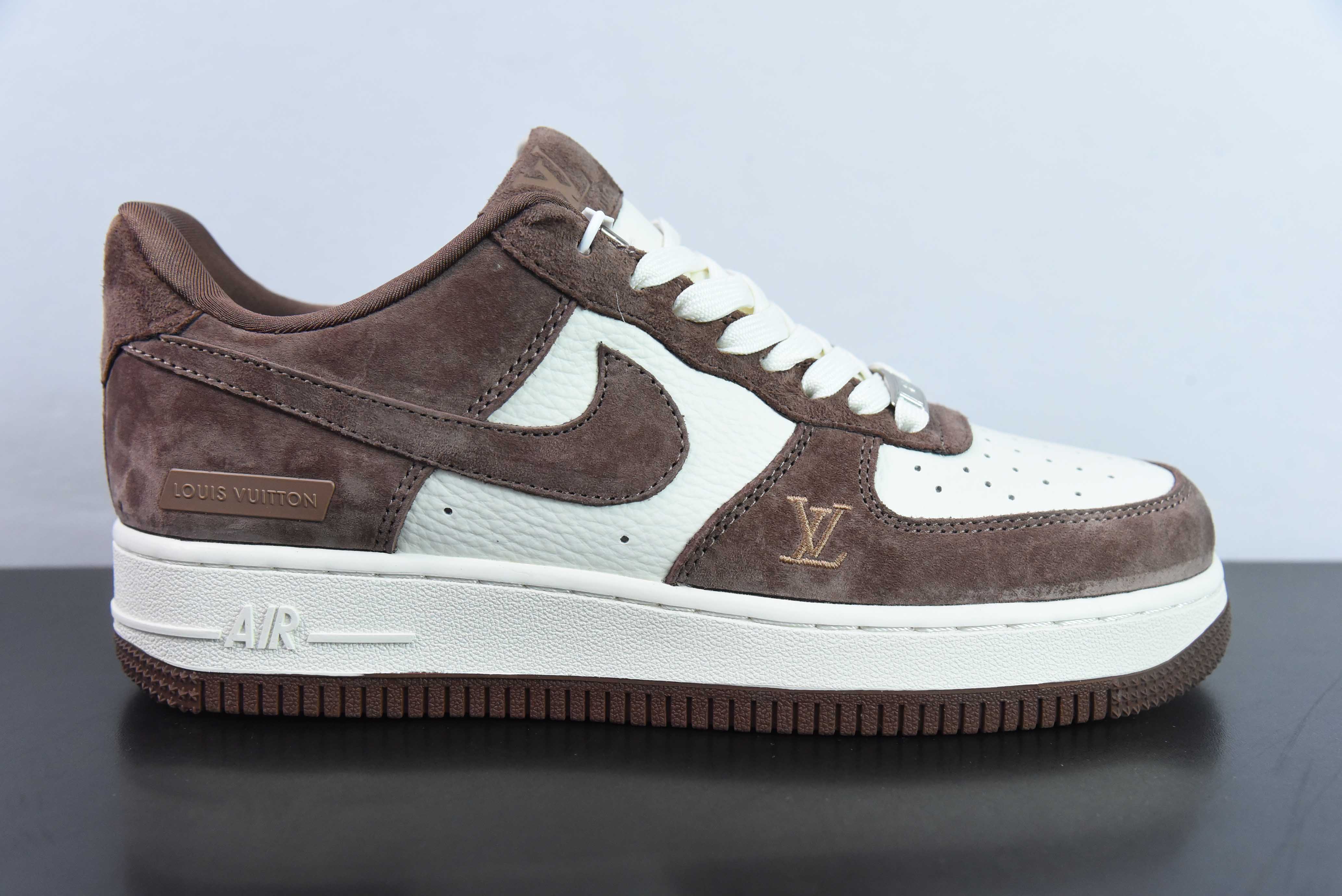 [Air Force Series]NkAirForce107LowLV Co-branded Chocolate Pig Eight Air Force