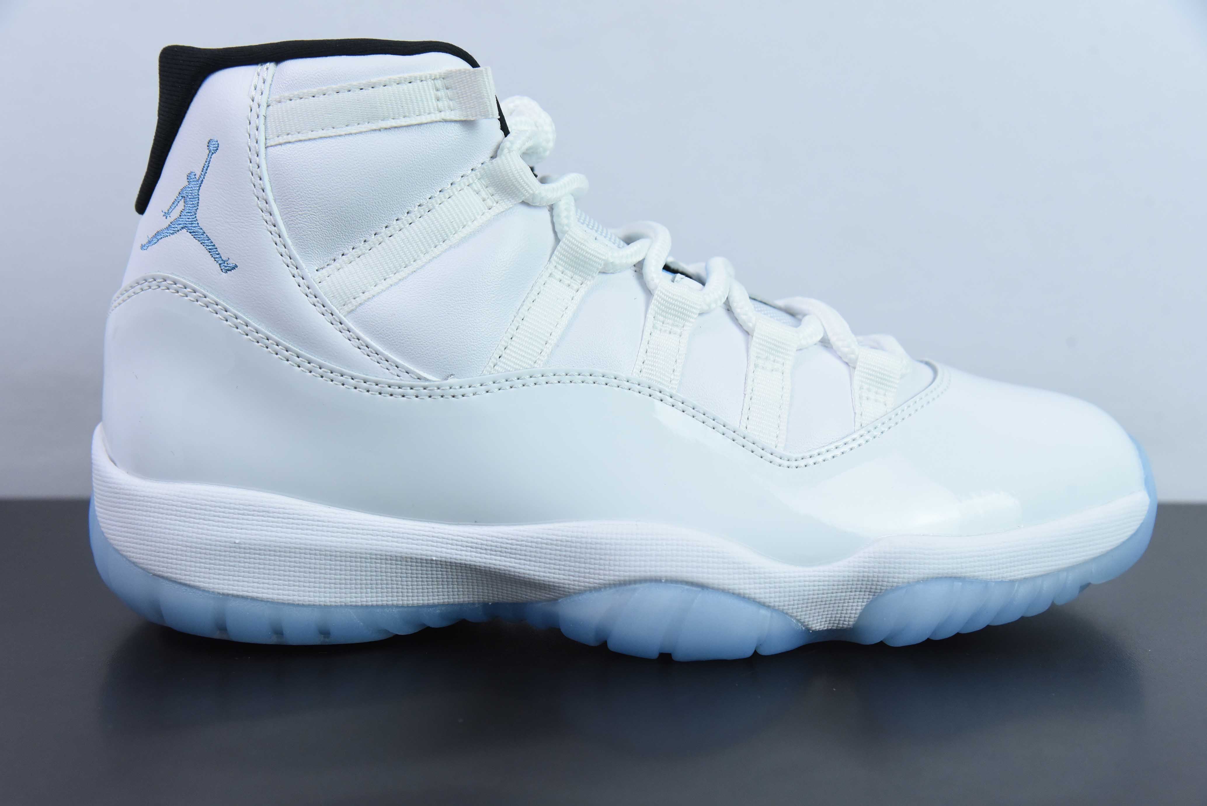 HIX10555650 Air Jordan 11 High "Legend Blue AJ11 : CT8012 104 36-47.5