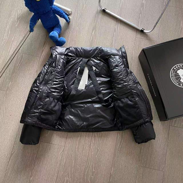 2023FW Canada Goose Cypress Series Ms. Puffy Super Short Bright Fuffs Handbag - 图片 3