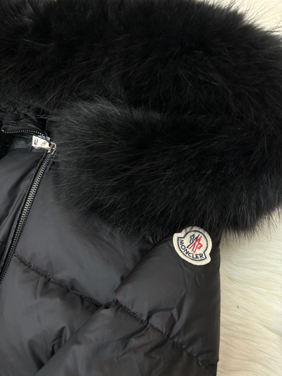 Top Moncler women's down jacket with fur collar, size 1234-Big cat