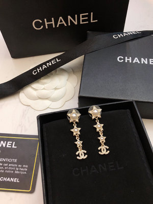 Chanel Jewelry Earring Gold Fashion