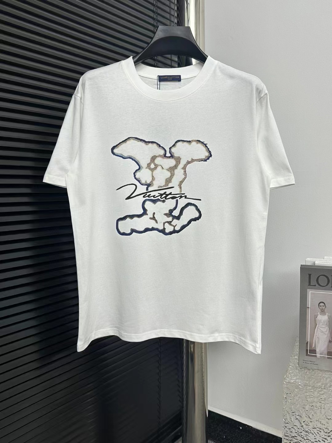 The Quality Replica
 Louis Vuitton Clothing T-Shirt Black White Printing Cotton Short Sleeve
