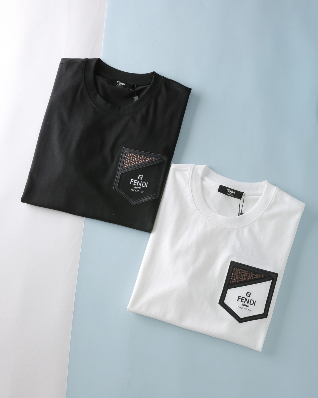 Fendi Kopen
 Kleding T-Shirt Verkoop Outlet Online
 Zwart Wit Borduurwerk Unisex Katoen Gebreide katoen Breien Lente/Zomercollectie Fashion Korte mouw