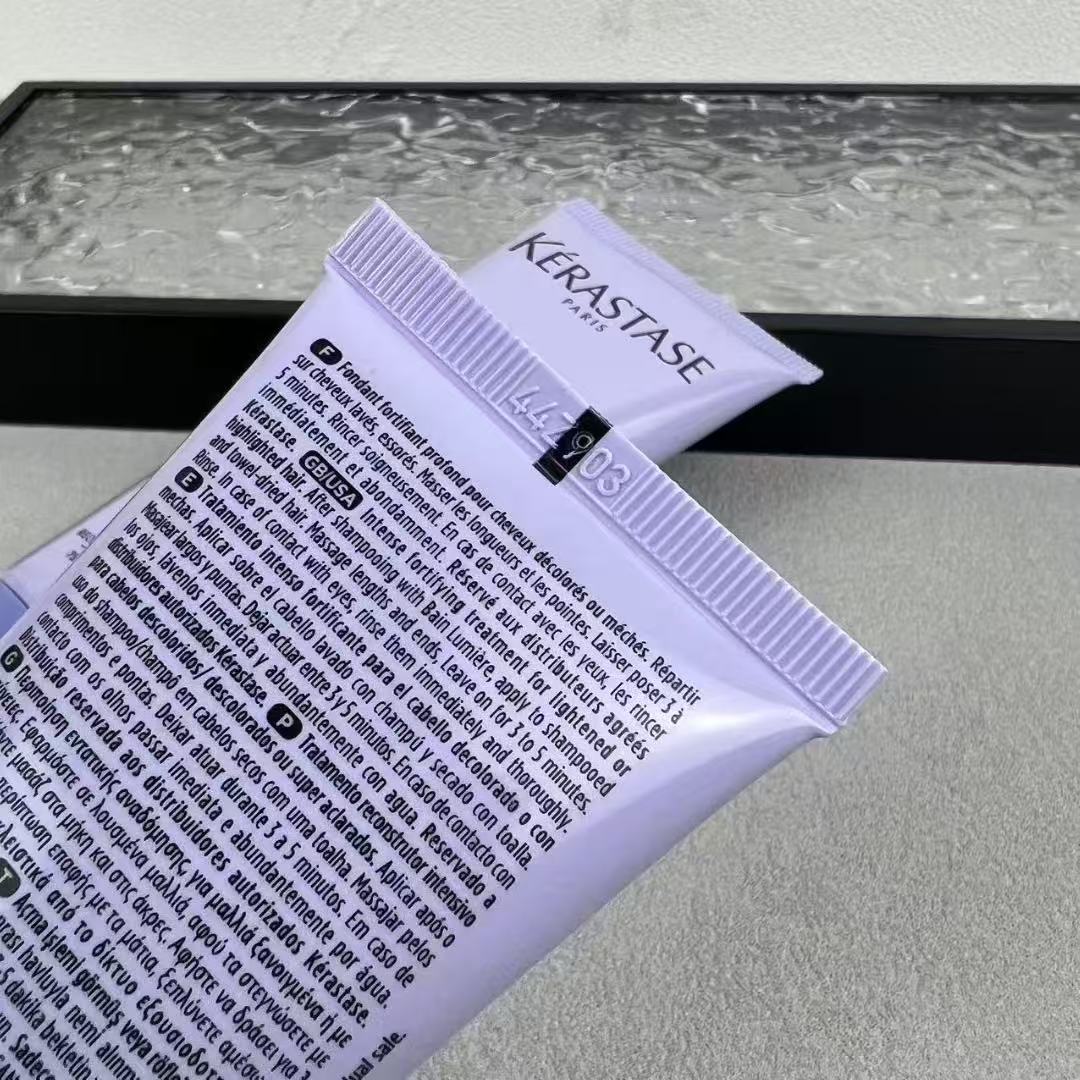 ✨30包
卡诗蛋白滋养发膜75ml
卡诗耀光凝色发膜75ml
卡诗粉色元气姜发膜75ml
卡诗棕色发膜75ml
卡诗黄色发膜75ml