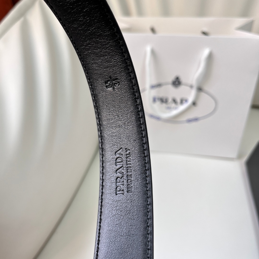 Prada Saffiano Leather Belt with Gold Buckle | Minimalist Style 7 o 1hqhanq0ra4k1js68b03tv17q33h