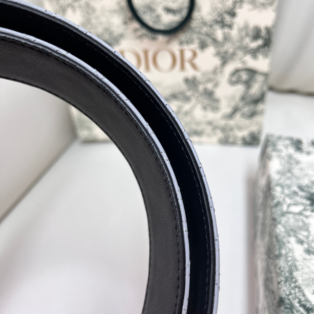DIOR Spring/Summer Belt with CD Buckle - High Waist, Slimming Design 9 o 1i2o24d9d105q1rcd2rq5611l581q