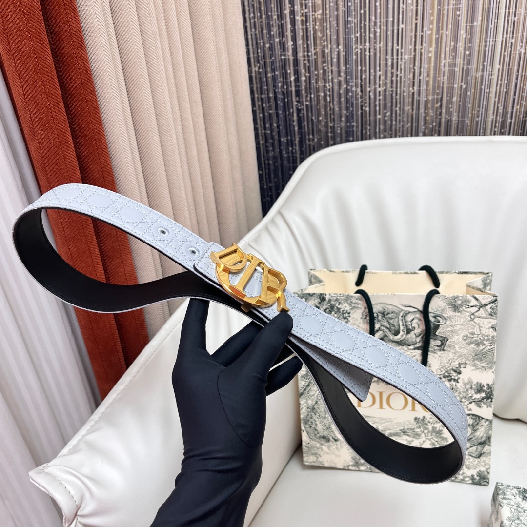 DIOR Spring/Summer Belt with CD Buckle - High Waist, Slimming Design 5 o 1i2o24d9dosp7hi12u5187e1npu1m