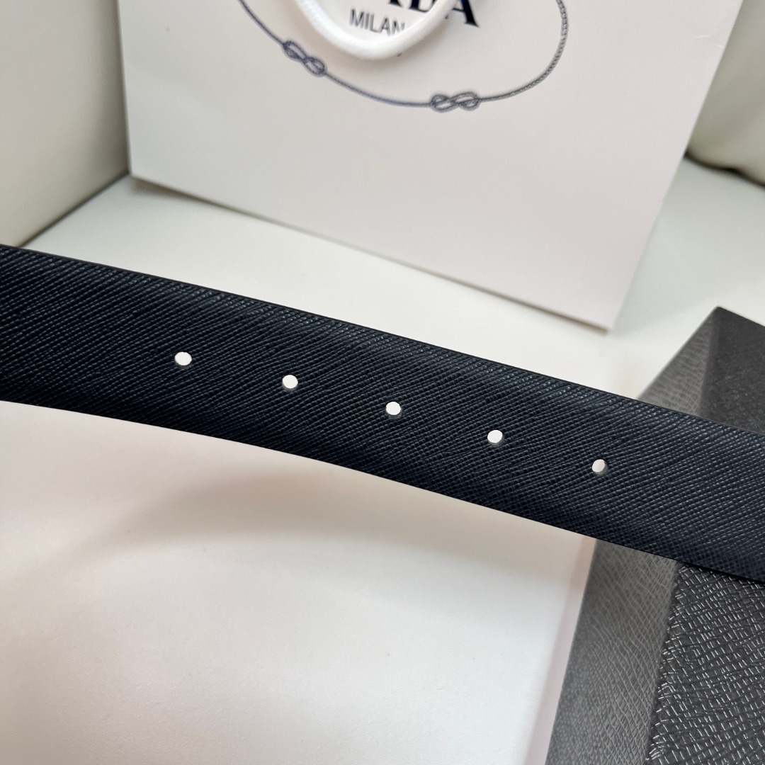 Prada Buckle Belt with Iconic Triangle Logo - Modern & Sophisticated 9 o 1i3cjh8if1nfne32sbt1cd1i5i2j