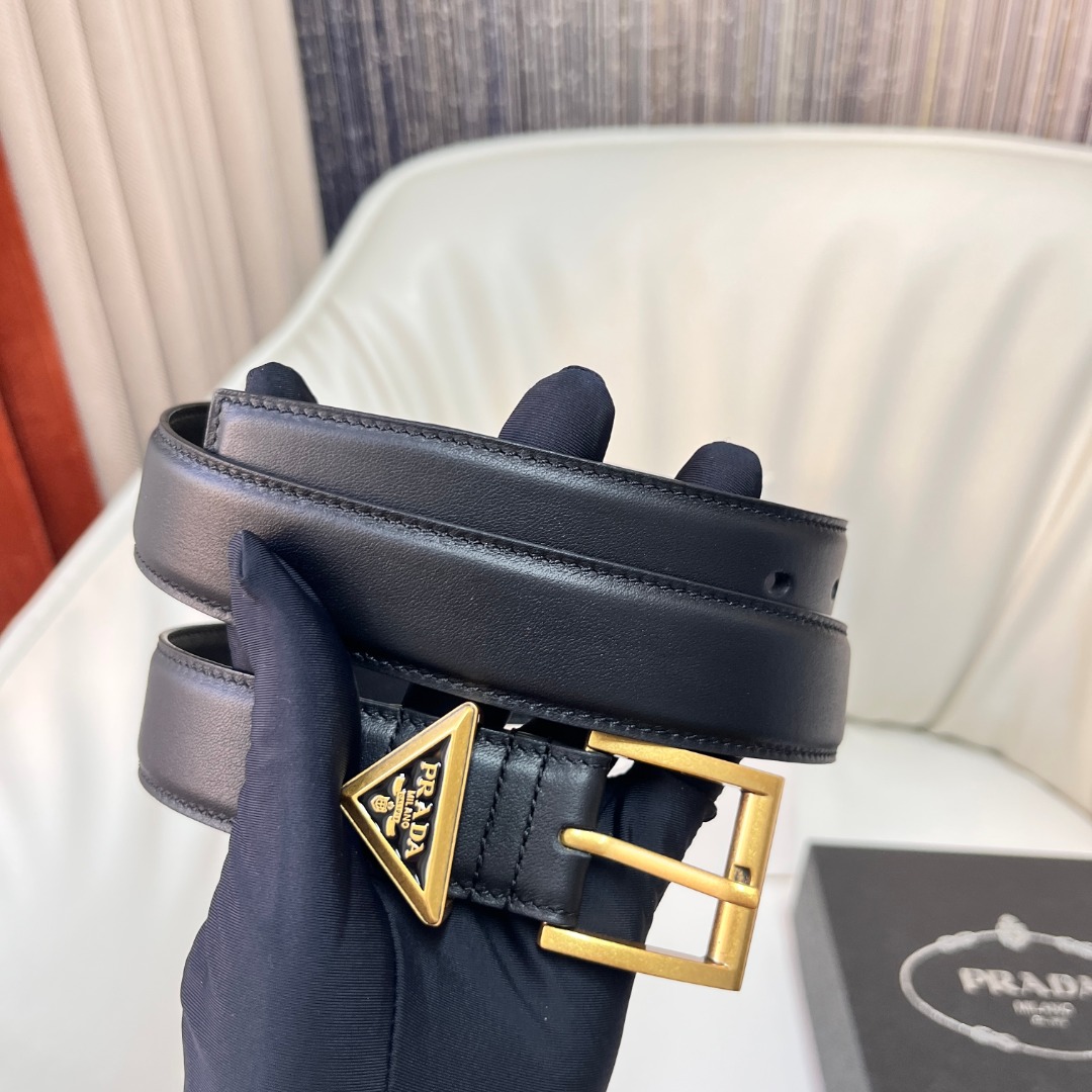 Prada Smooth Leather Belt with Triangle Logo - Elegant & Versatile 10 o 1i3cjt4ift7opc9gp1pft17873s