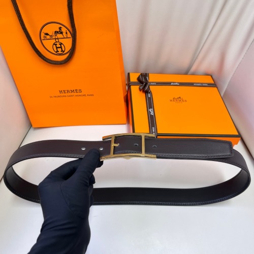 Hermès Klassieke Reversibile Riem - Premium Leer, 3.2cm Breedte 1 Hermès Klassieke Reversibile Riem - Premium Leer, 3.2cm Breedte