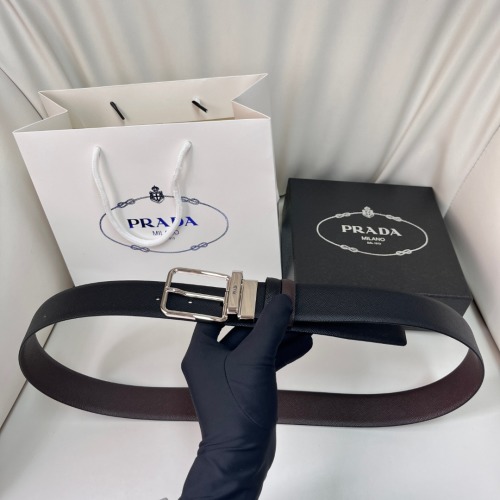 Ceinture Réversible Prada en Cuir Saffiano avec Boucle Métallique Iconique 1 Ceinture Réversible Prada en Cuir Saffiano avec Boucle Métallique Iconique