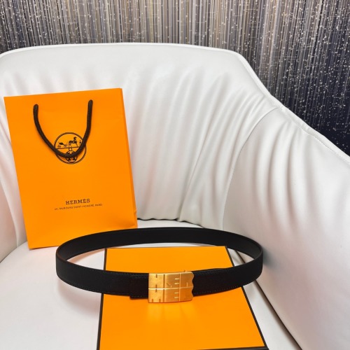 Elegante cinturón Hermes de piel para hombre, hebilla H icónica, ancho 3.2 cm 1 Elegante cinturón Hermes de piel para hombre, hebilla H icónica, ancho 3.2 cm