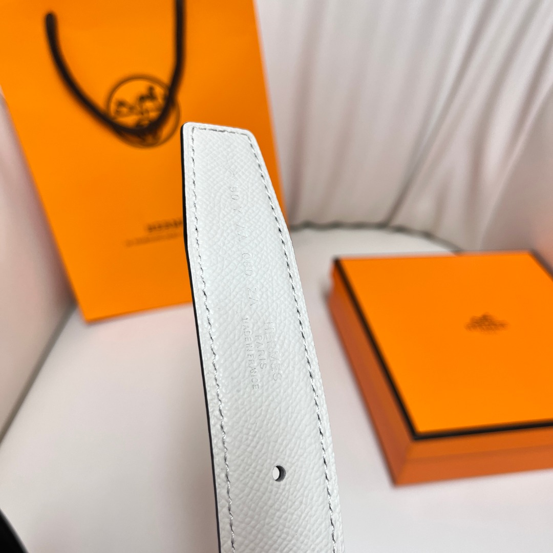 Hermes Reversible Leather Belt with H Buckle, White/Black, 3.2cm Width 6 o 1i6oorrvk1uso1p929jt1bba1qv4h