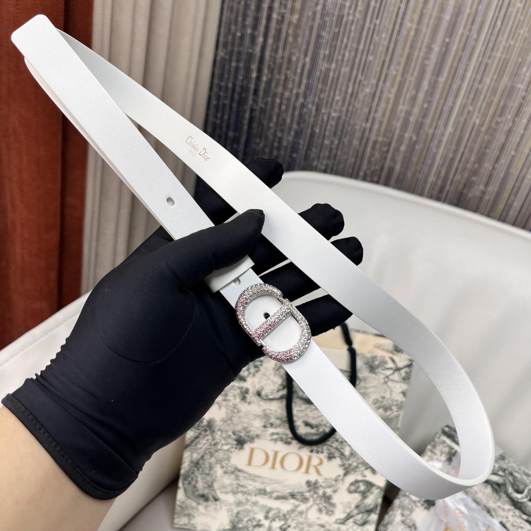 Dior White Leather Belt with Crystal CD Buckle - Spring/Summer Collection 4 o 1i731d2hie42ip5lpe1vacq5i3