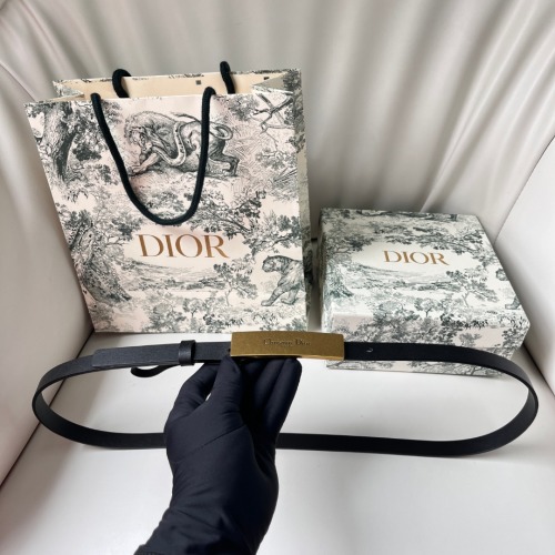 DIOR Icon Riem in Zwart Glad Kalfsleer met Diorior Paris Gesp 1 DIOR Icon Riem in Zwart Glad Kalfsleer met Diorior Paris Gesp