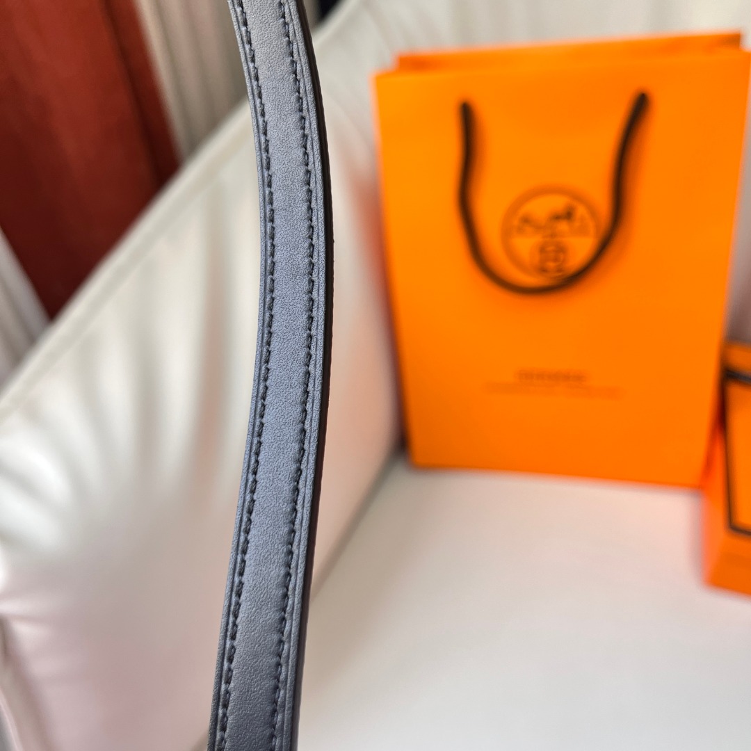 Hermes Reversible Leather Belt with Horse Buckle - Swift & Epsom Calfskin 4 o 1ib18amnm1o13dnottjnr41khsf