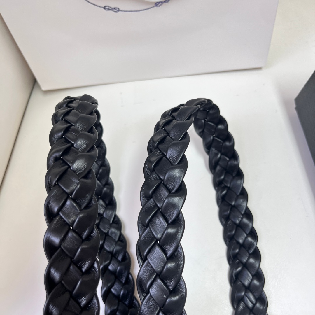 Prada Braided Leather Belt with Enamel Triangle Logo Buckle, Black 9 o 1ibgmlsmh1mji1qf4aig1qkesju3v