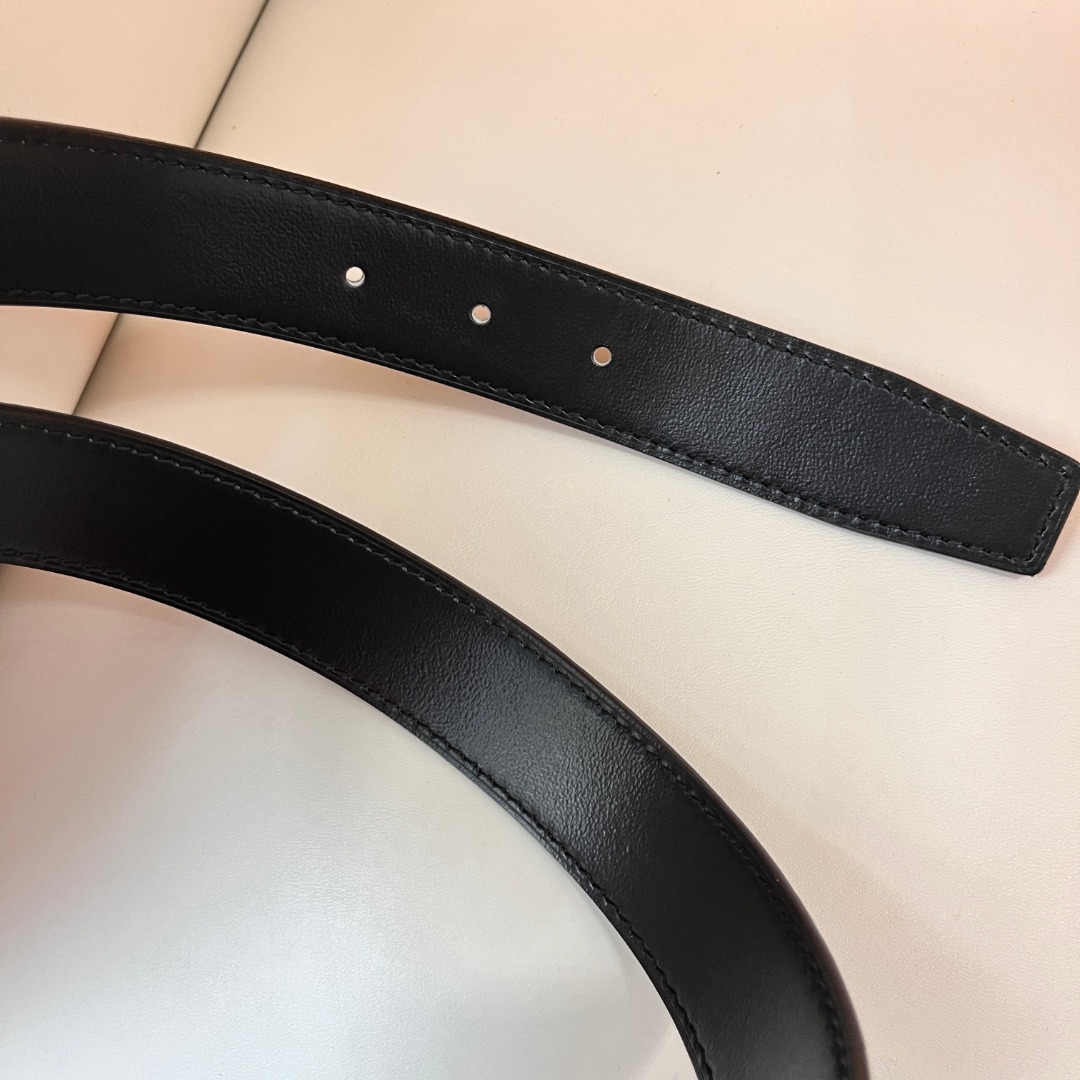 Hermes H Buckle Reversible Leather Belt, 3.2cm Width, Gift Packaging Included 6 o 1ic06lg16srt1r4u150213l513jh39