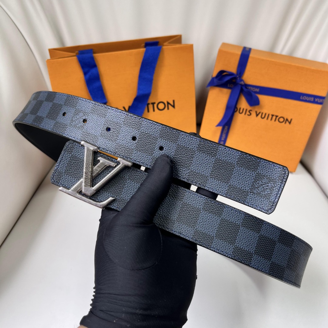 Louis Vuitton Damier Canvas Belt with LV Initial Buckle, 4.0 cm 7 o 1icpsvkvjogedior5t8111phh1d