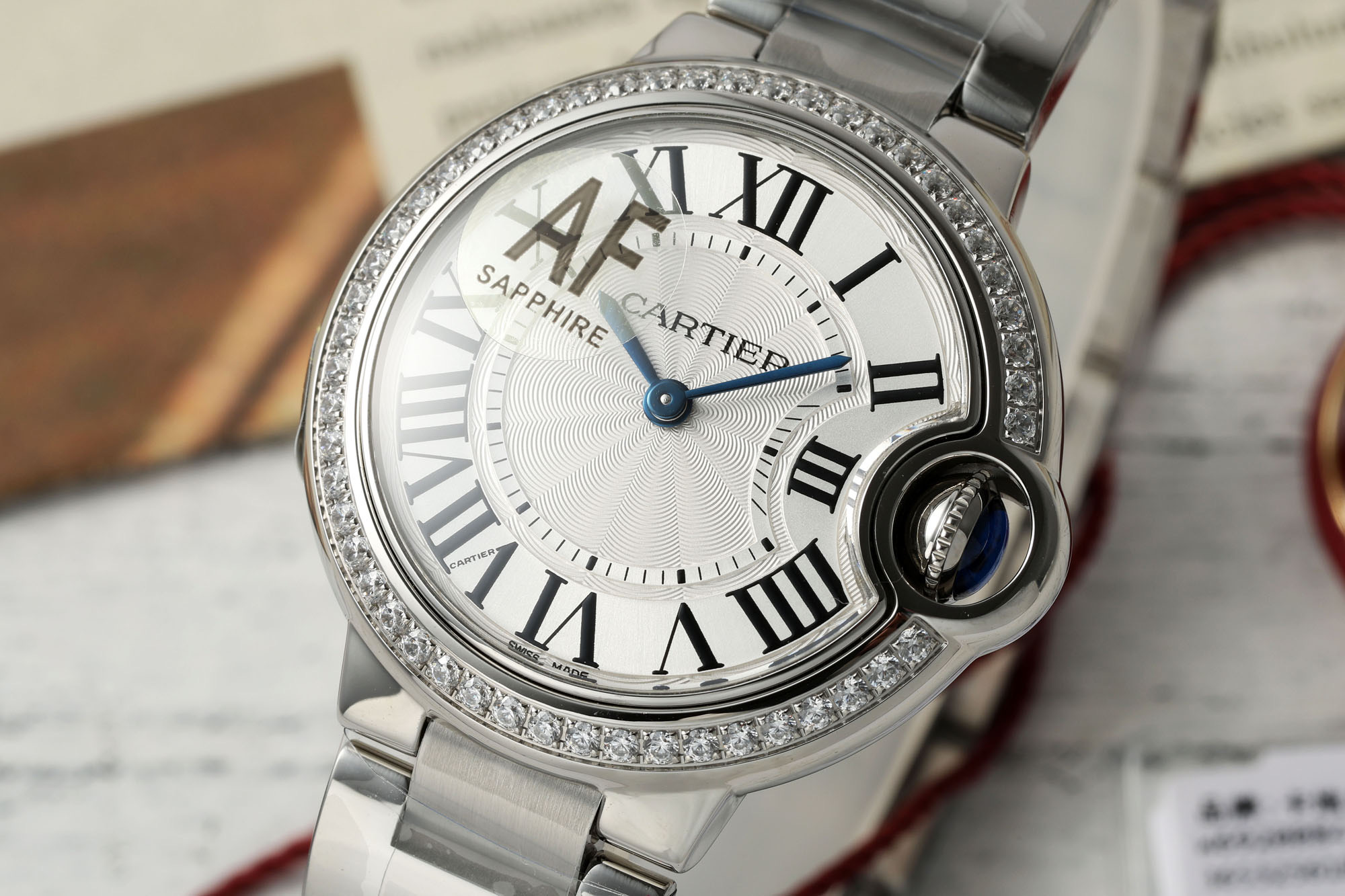 Cartier 33mm Blue Balloon Watch Review: Features, Quality, and Value Analysis - 图片 1