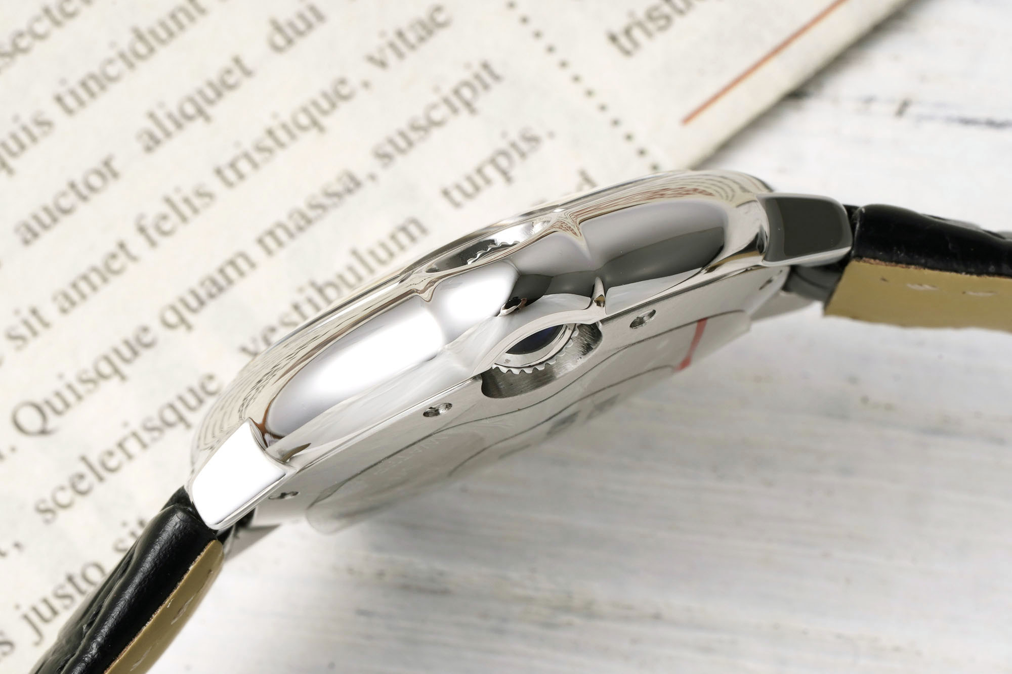 Title: AF Super-Priced Cartier 33mm Blue Balloon Watch Summary Summary: AF offers high-quality Cartier 33mm Blue Balloon watch replicas with premium materials and Swiss stone - 图片 5