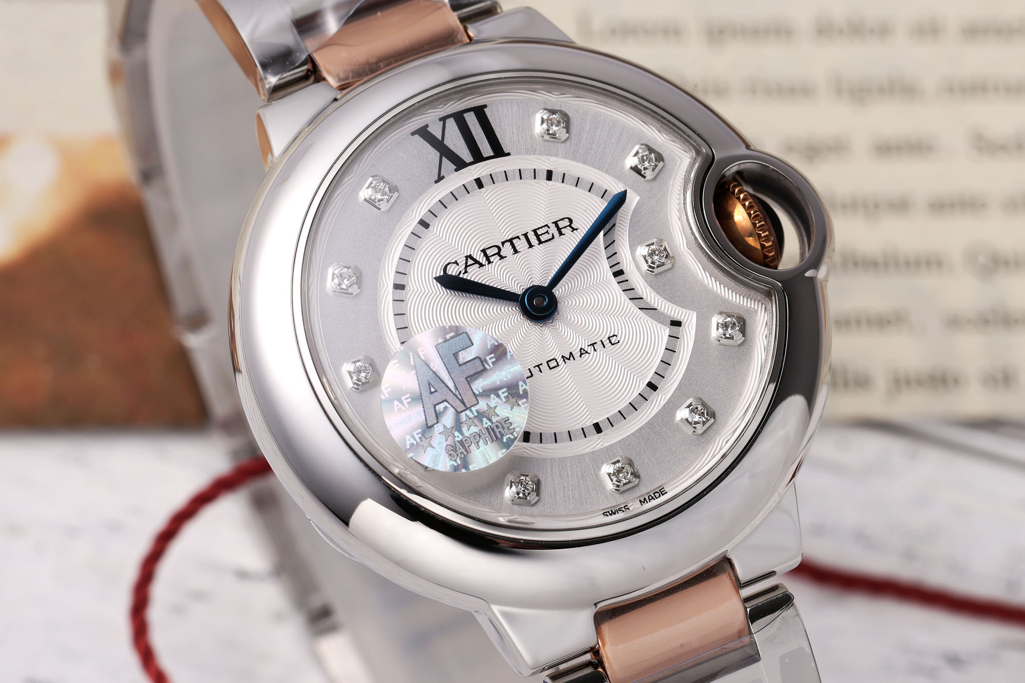 “Cartier Blue Balloon 33mm Watch: Steel Surface, Swiss Craftsmanship, Automatic Chain-up, High Quality Materials” - 图片 1