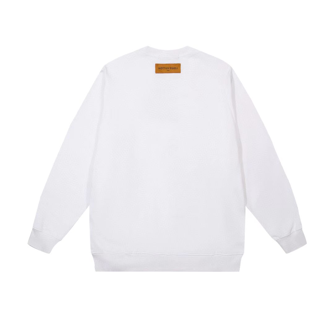 P110
LV 经典人头人像印花卫衣
版本：OS纯原
款号：HB104
· Louis Vuitton圆领卫衣
· 面料经过多次缩水处理真正做到0缩水0起球0变形
· 面料采用420克大毛圈高克重百分百纯棉 
· 完美版型真正做到人人上身皆好看，不论男女不论胖瘦

颜色：白

尺码: S-M-L