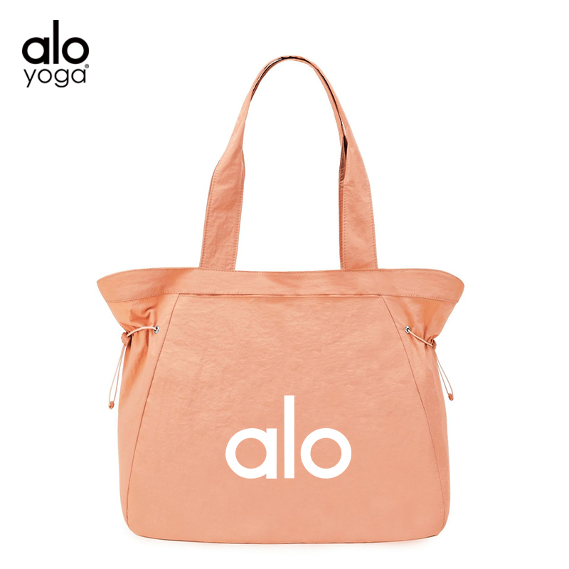 Alo accessories aloyoga