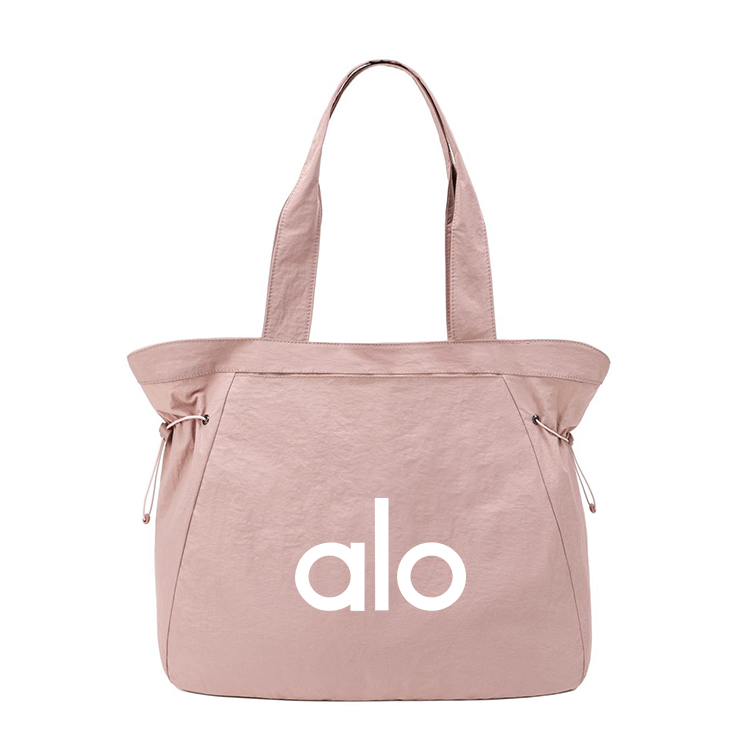 Alo accessories aloyoga