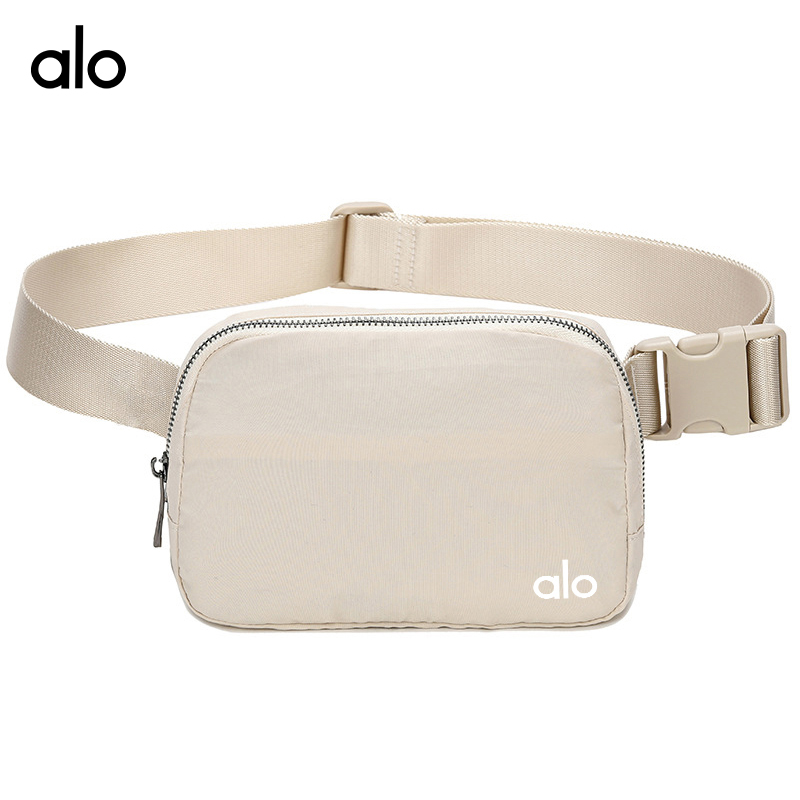 ALO YOGA 💰70💎支持一件代发
alo yoga瑜伽腰包户外跑步运动手机收纳包耐磨便携健身休闲挎包
【品牌】alo
【款号】JY11腰包(浅卡其色,云雾紫,卡其绿,白色下架)
【面料】涤纶
【颜色】白色,薄荷绿,冰蓝,彩蓝,草绿,橙色,豆绿,粉色,钢蓝色,海军蓝,黑色,红色,焦糖色,金色,酒红,军绿,咖啡色,卡其绿,孔雀蓝,蓝色,玫红,米白色,米色,墨绿,浅粉色,浅灰,浅卡其色,浅紫,浅棕色,珊瑚粉,深灰,深咖色,深绿,水蓝,碳灰,土黄,西瓜红,烟灰蓝,荧光绿,云雾紫,紫色,棕色
【尺寸】19cmx5.5cmx13cm
专柜同款品质,厂家直销,货源充足,售后保障