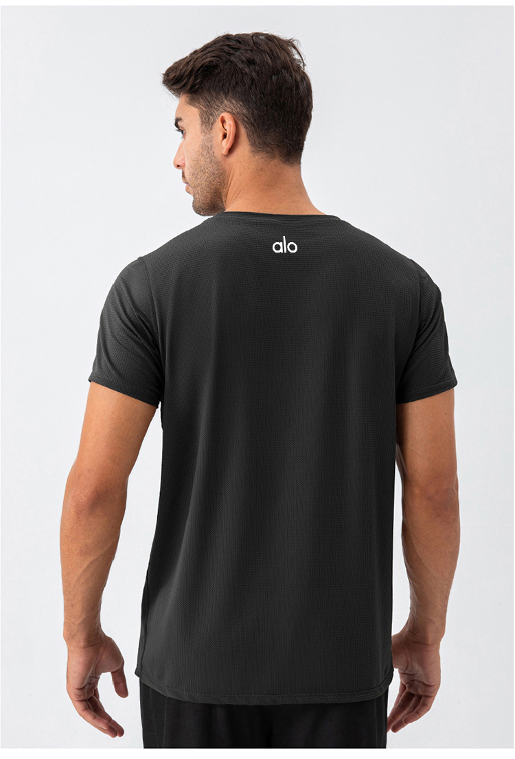 Alo Men’s Tops alo yoga T — photo 6