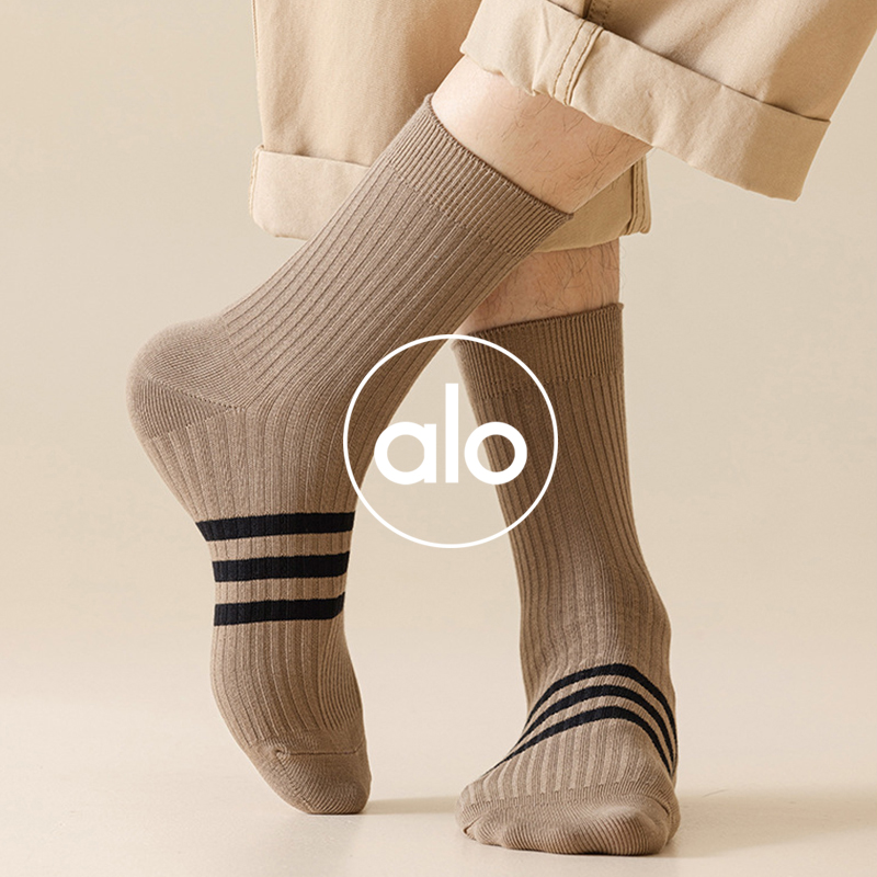 Alo accessories aloyoga autumn new socks mid-calf sports versatile autumn and winter striped high-top stockings wholesale