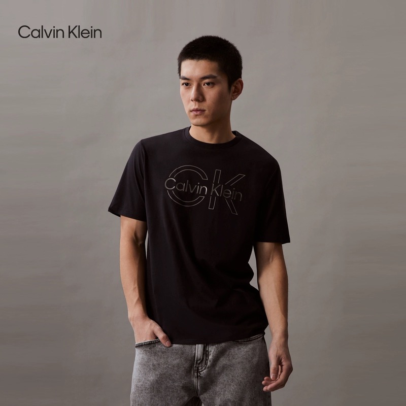 Calvin Klein Vêtements T-Shirt Noir Blanc Imprimé Coton Série printemps Manches courtes