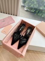 Designer Fashion Replica
 MiuMiu High Heel Pumps Sandals Single Layer Shoes 1:1 Clone
 Openwork Patent Leather Sheepskin Spring/Summer Collection