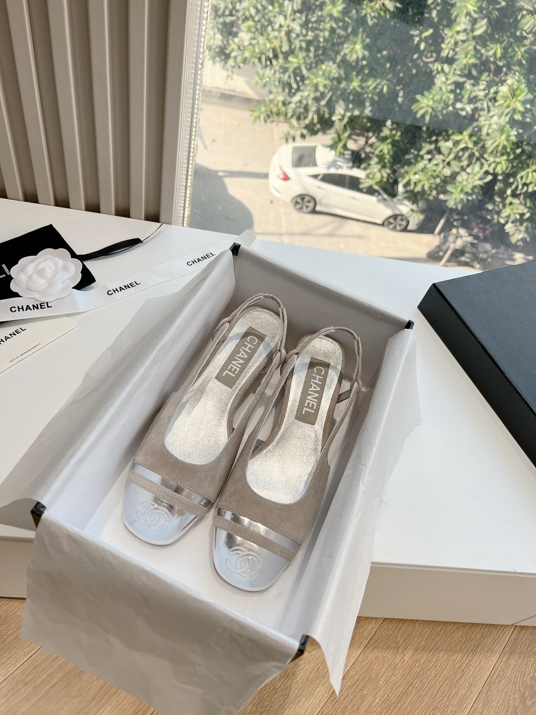 NO:441491,G233CHANE*24s Little Chanel Early Spring Product Top Version Square Head Low Heel Sandals Are You Available!  !  It's much more comfortable than the classic Slingback!  Every color looks white, the first choice is gold powder, pink and tender whitening tool! So cute! It is another hot little fragrance~ Material Yangjing, Neli sheepskin, inner lining footbed, imported from Italy, genuine leather sole, size: 35-39/40 Customized, high heels, chanel, chanel, sandals, high heels, sheepskin, sheep19860909G233CHANE*24s小香奈儿早春爆品 顶版 方头低跟凉鞋 妥妥的自留款！！比经典款Slingback舒服太多啦！每个颜色上脚都很显白 首选金粉 粉嫩粉嫩的显白利器!好嗲啊!又是火爆的小香~ 材质羊京 内里羊皮内里垫脚 大底意大利进口真皮底 码数:35-39/40定制,高跟鞋凉鞋,chanel,chanel,sandals,high heels,sheepskin,sheep,Women's Shoes