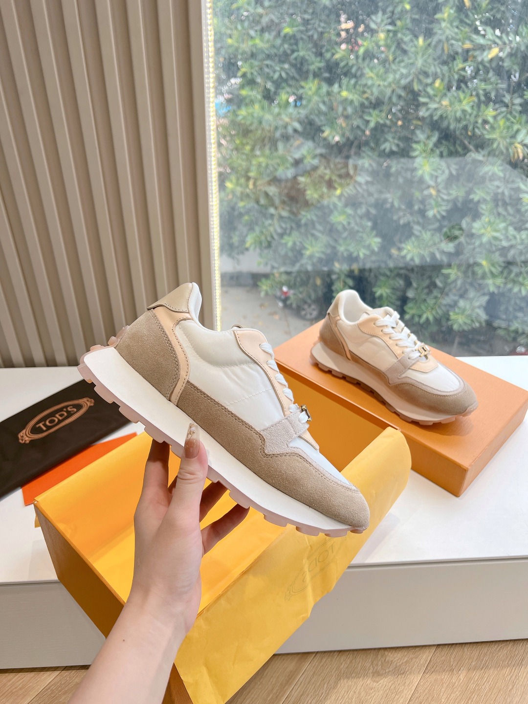 Tods Tombane Classics: Top-Class Commuter Shoes with Classic Design. - 图片 3