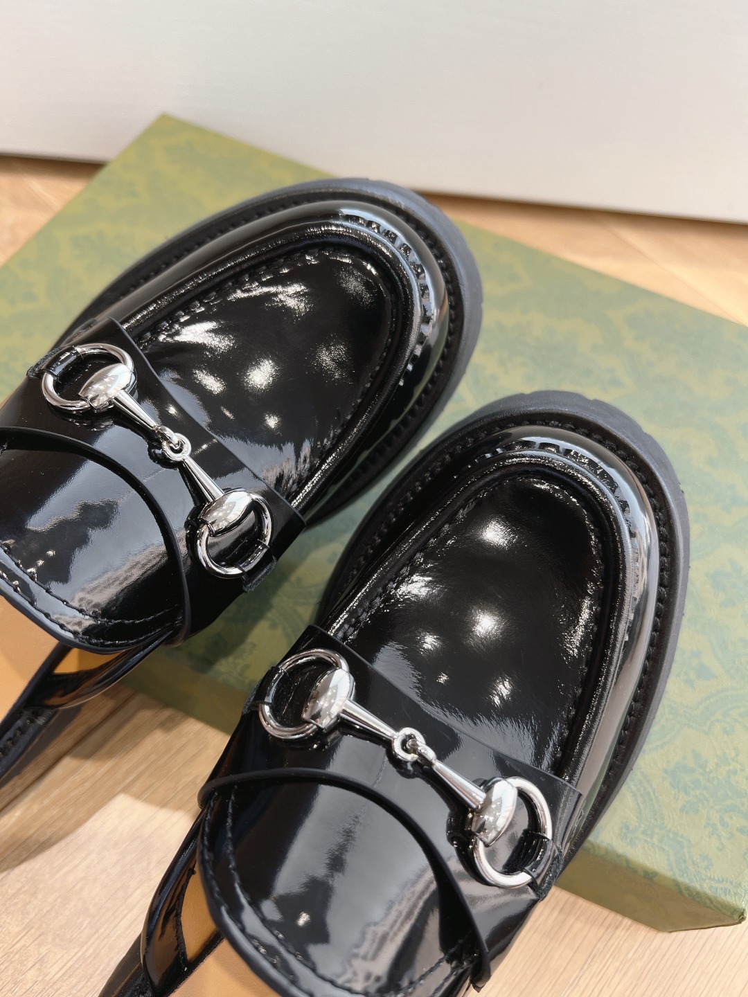 Gucci 无 不开发购买 完美