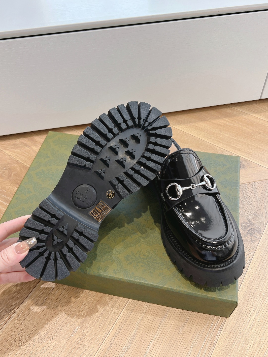 Gucci 无 不开发购买 完美