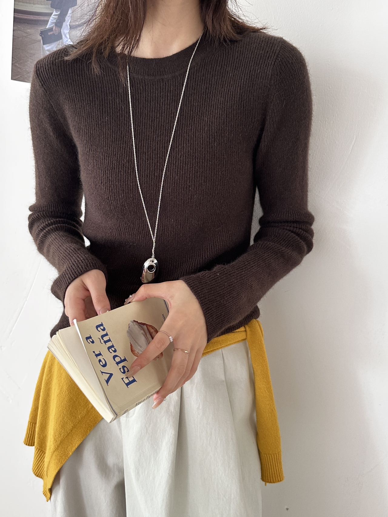 High-Quality Women’s Clothes Packed with Soft, Comfortable Multi-Colour Round Base and Free T-Shirt - 图片 3