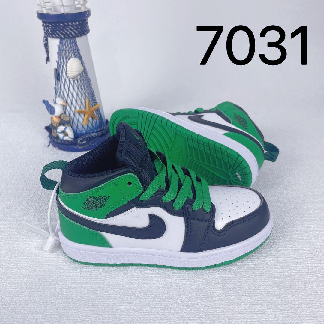 图片[9]-海外专G版乔1童鞋 谁还没有一双a/j啊 AJ1童鞋萌娃 Air Jordan 1 Mid 乔丹一代Aj1高帮潮流文化篮球板鞋 尺码22-39-选品中心