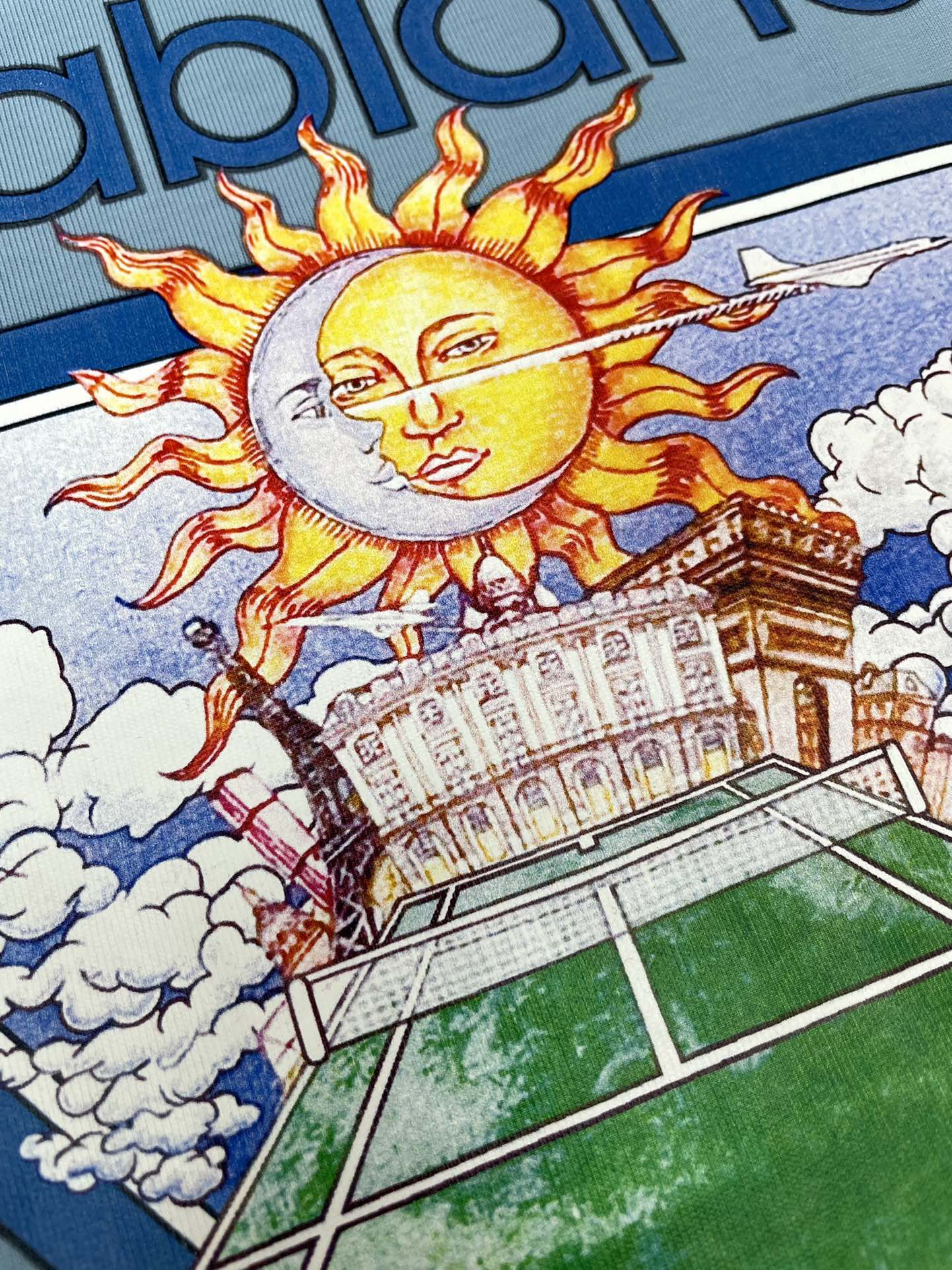 💴75
CASABLANCA短袖T恤                                                                                                        原版开发 采用250克高密度双纱纯棉面料 上身柔软舒适
进口设备 原版印花 色彩鲜艳清晰 
国内一线品牌代工厂代工 做工无可挑剔