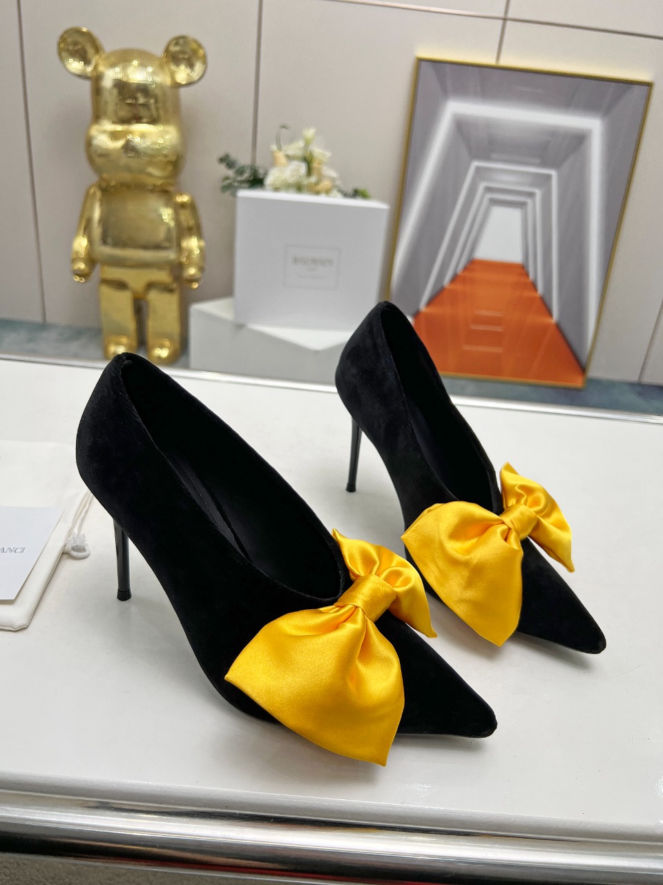 *巴尔曼2024春夏最新款走秀时装高跟单鞋ʚɞ品牌巴尔曼由法国时装设计师皮埃尔.巴尔曼先生创立于1945