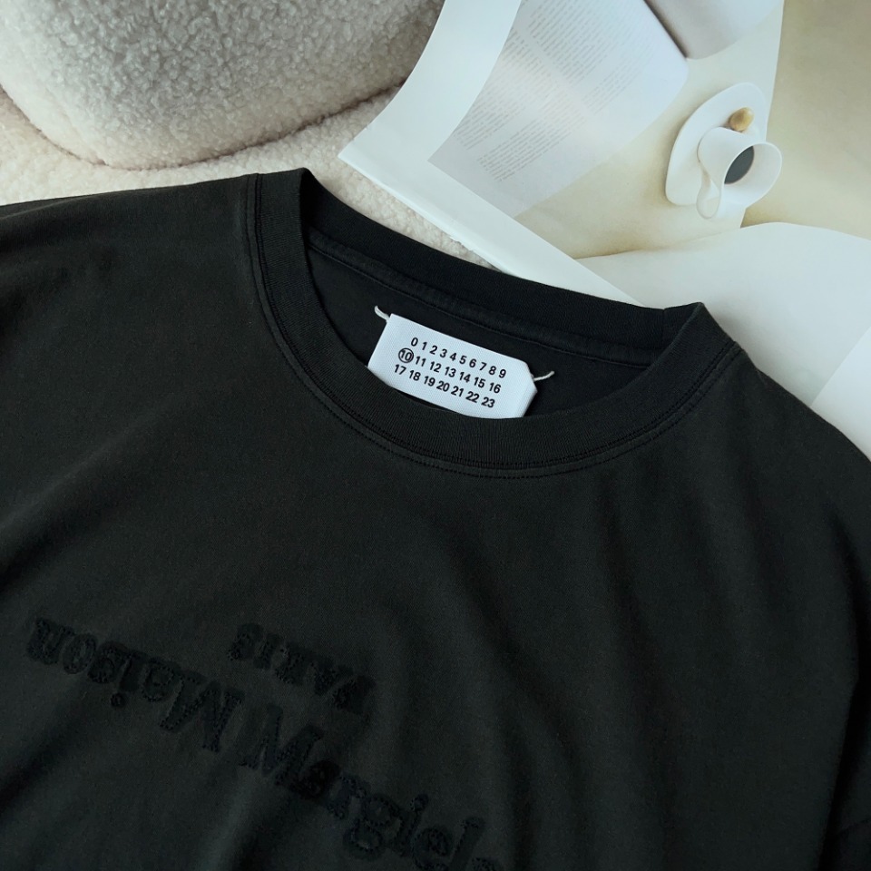 春夏新款马吉拉小众设计logo倒置洗水做旧短袖T恤男女同款原版面料订织订染sml