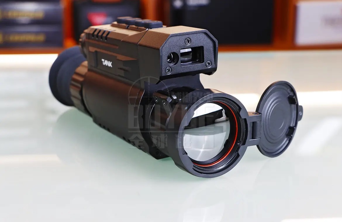 NNPO Tank TR22-35-384 Thermal Imaging Monocular with Rangefinder 7 m1725270394546 2282