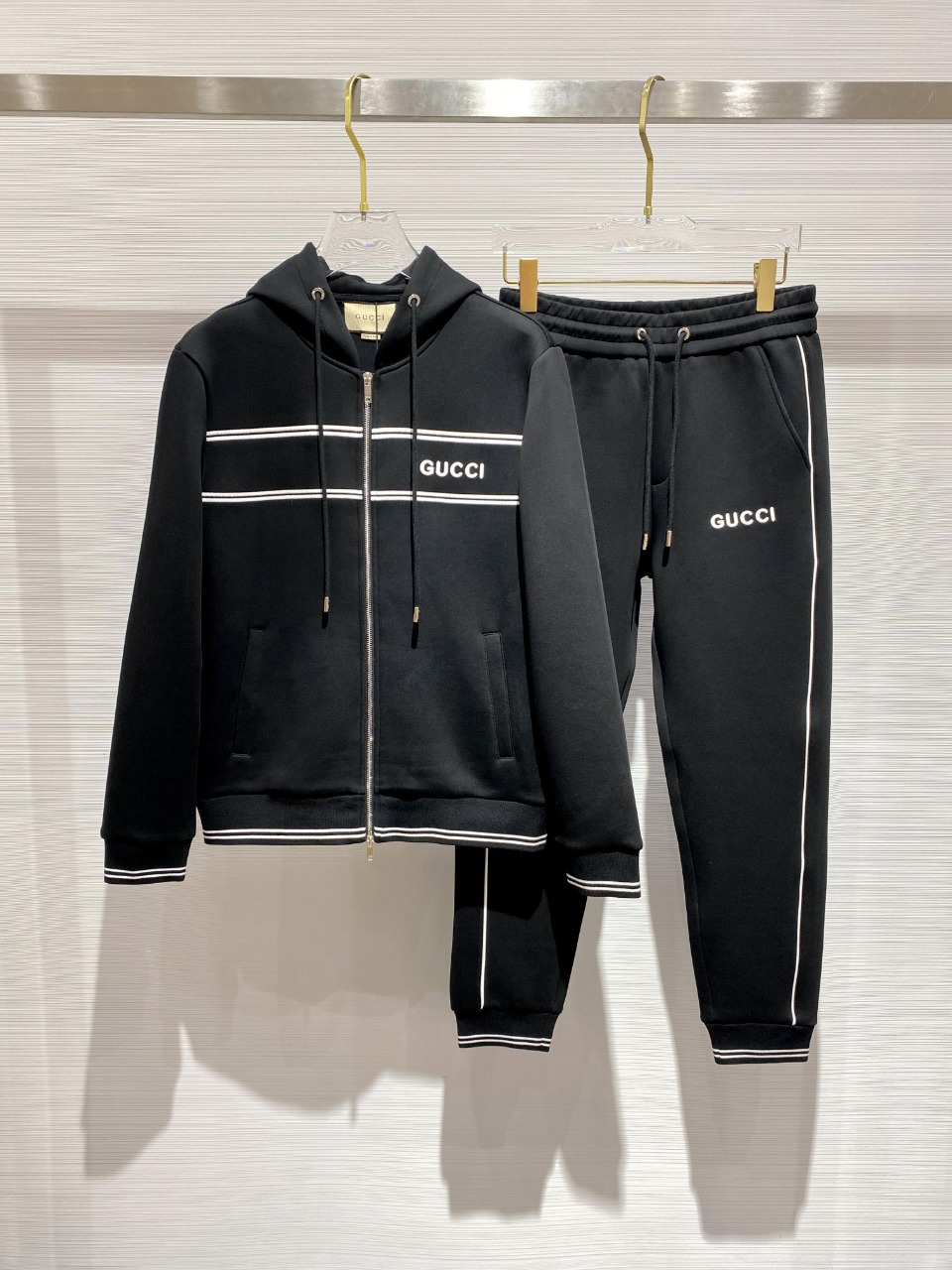 Gucci Men's Fall/Winter Casual Set - Breathable, Comfortable, and Stylish 2 o 1i684g6hqfrnsv66651cfj19r50